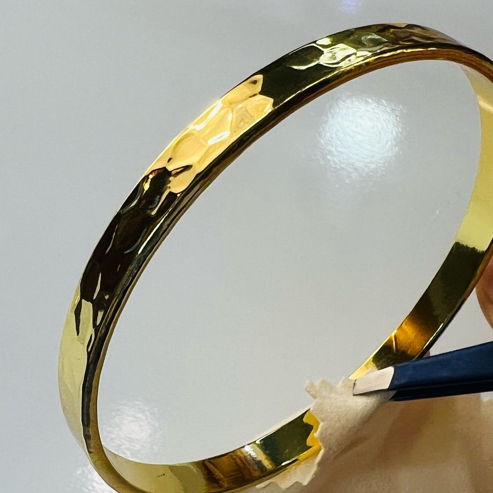 Hammered metal golden Morroccan bangle bracelet